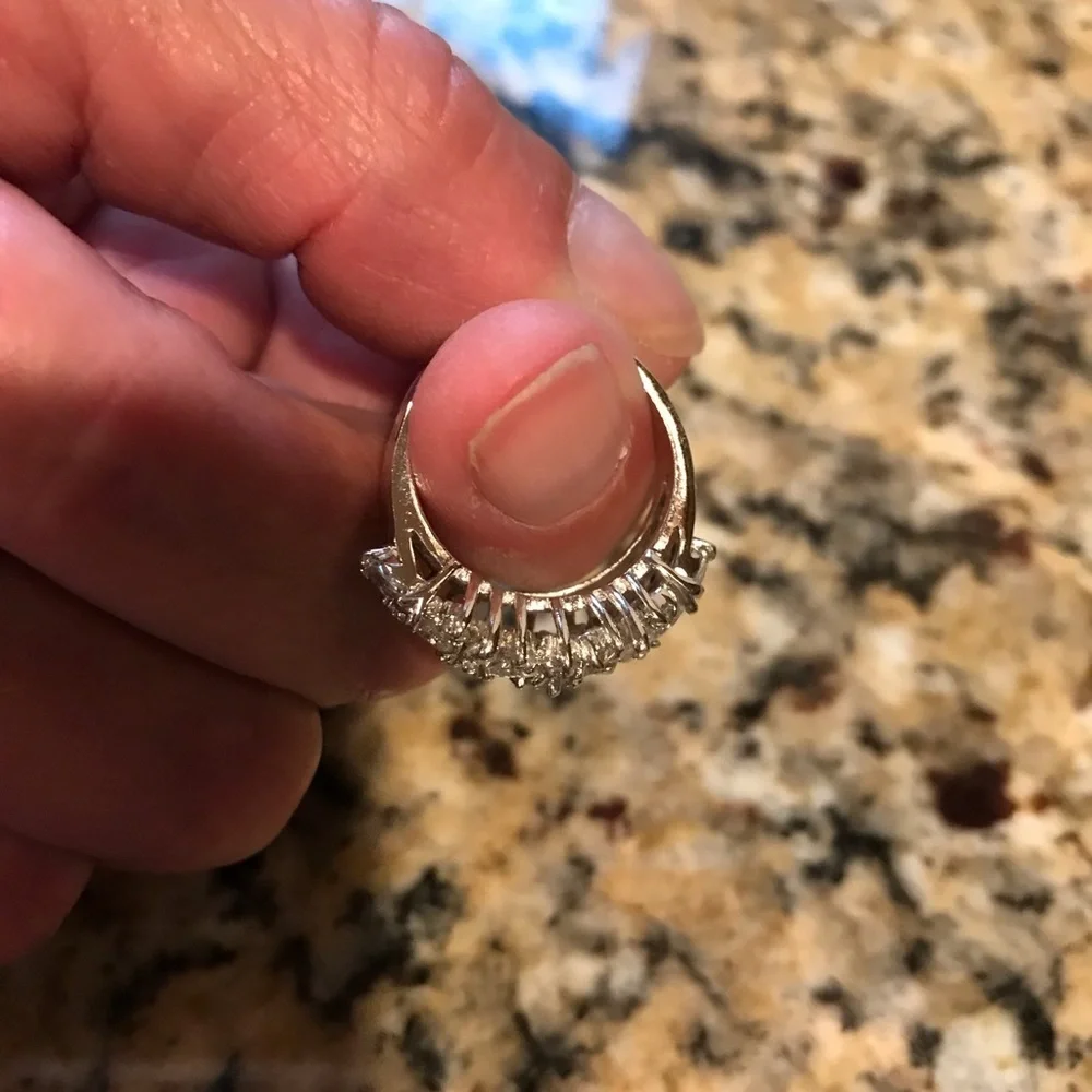 💍Cluster Faux Diamond Ring